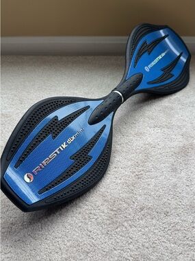 Razor RipStik DLX Mini Ripster Skateboard Blue/Black 27"